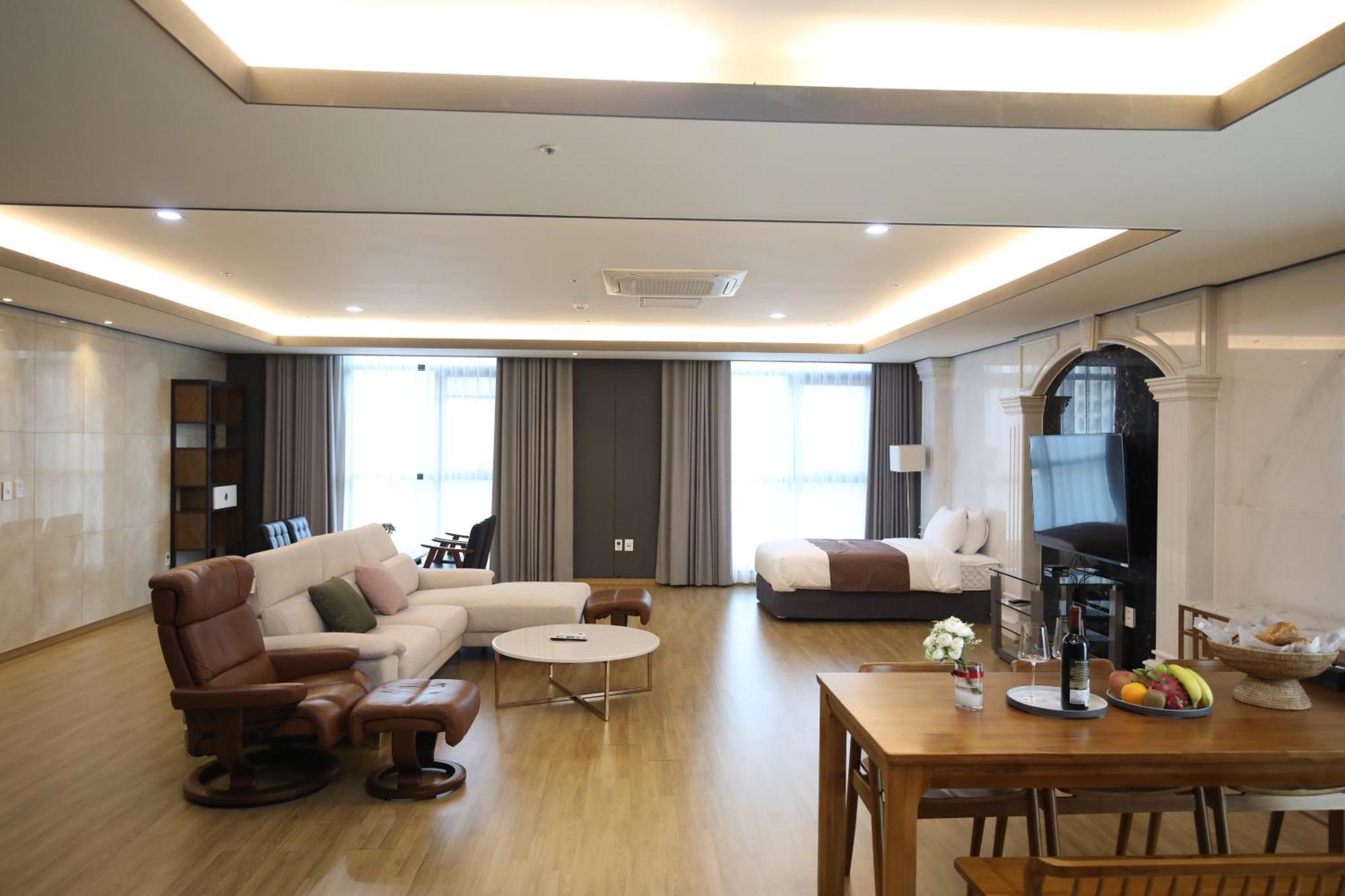 Benikea Hotel Szoszan Kültér fotó