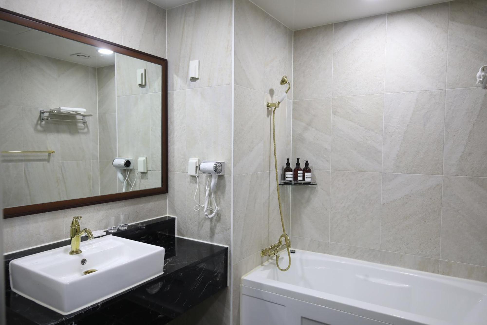Benikea Hotel Szoszan Kültér fotó